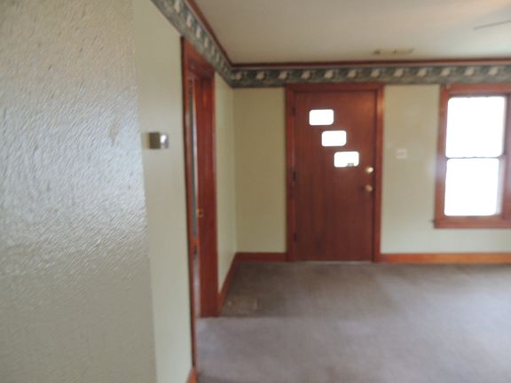 2nd image of 415 Broadway Ave