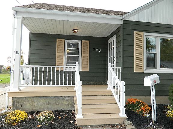 4th image of 148 Hagen Ave