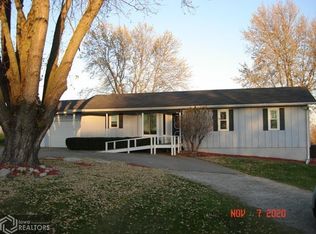 2270 Lynn Ave, Oskaloosa, IA 52577