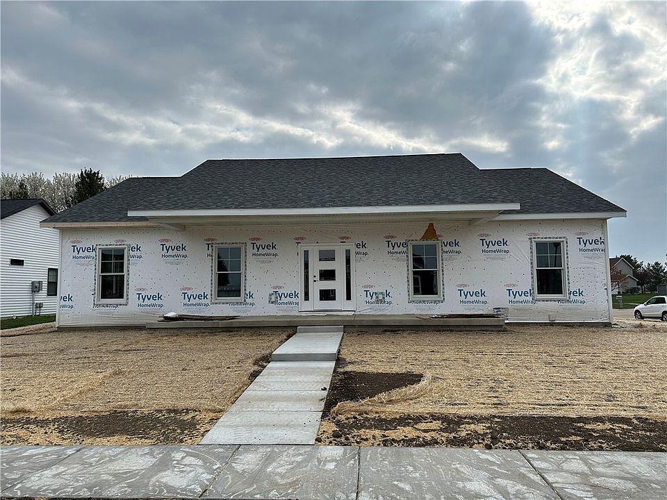 2nd image of 1120 Meadow Brk