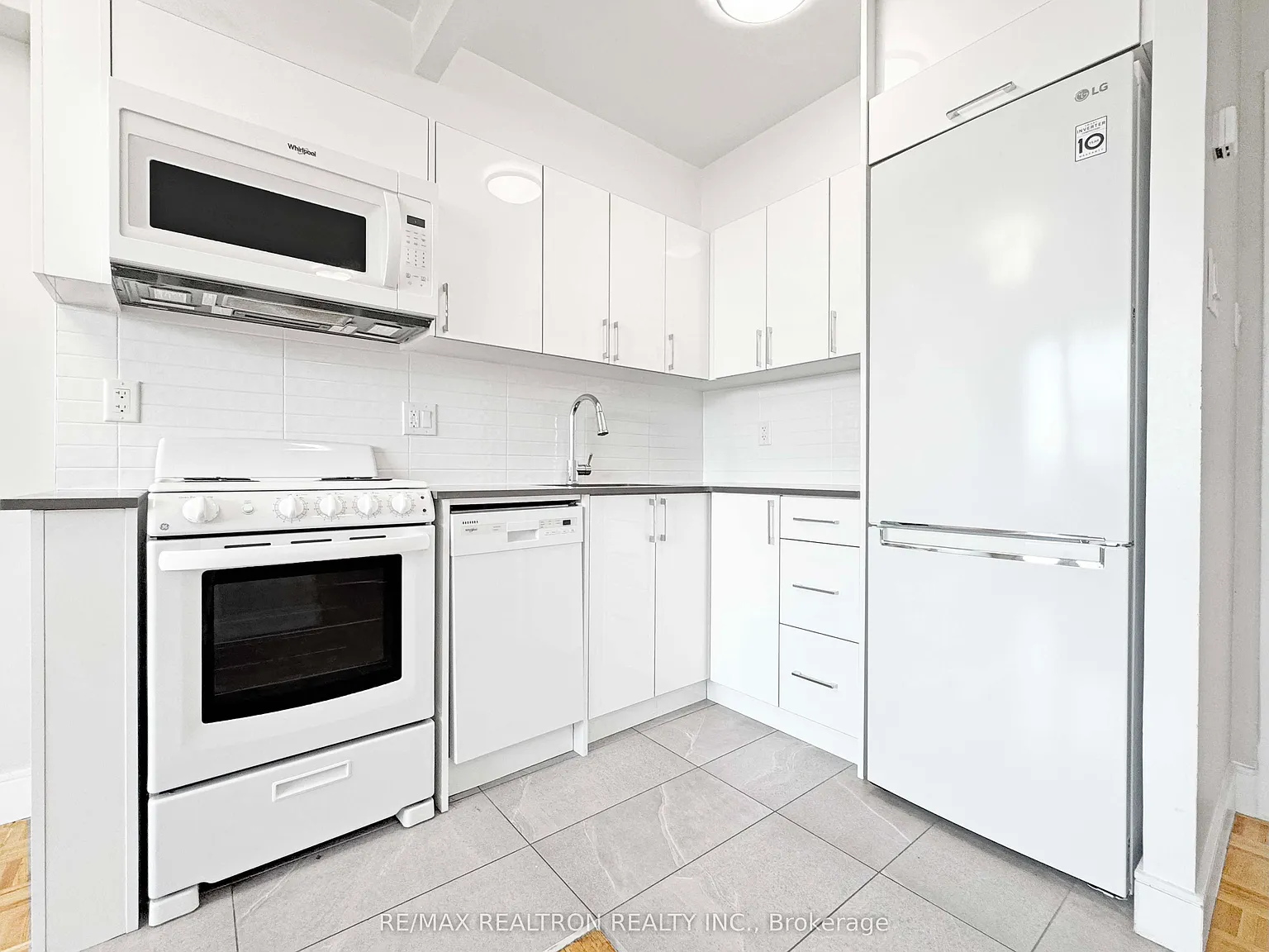 1 bed, $2,095 — Photo 2