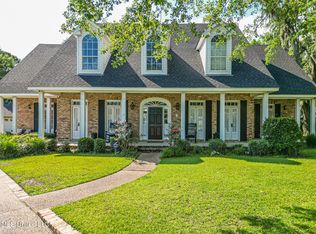 2478 W Shore Dr, Biloxi, MS 39532