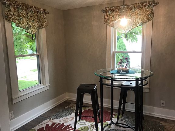 Newer vinyl windows
