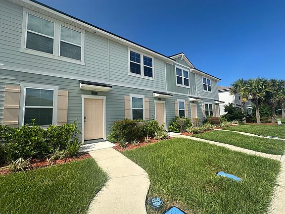 3rd image of 104 Whispering Brook Dr