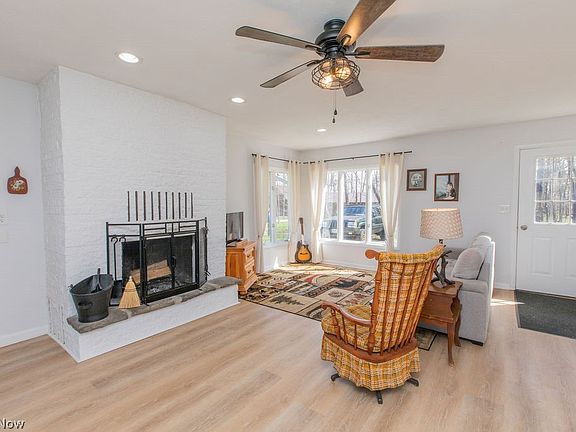 5th image of 5090 Sangria Dr