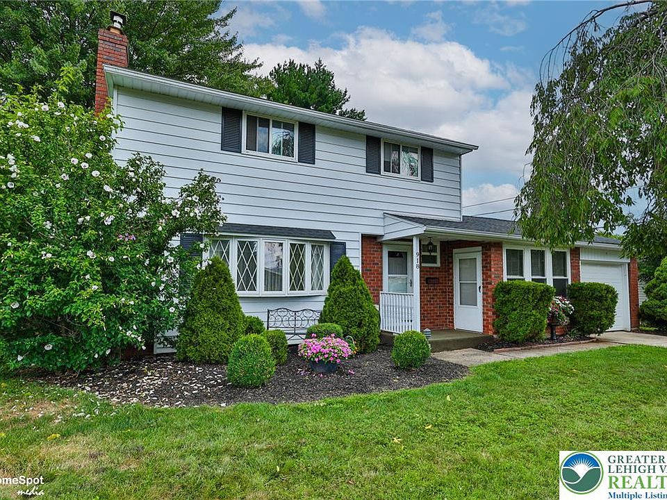 1st image of 918 Bradford St