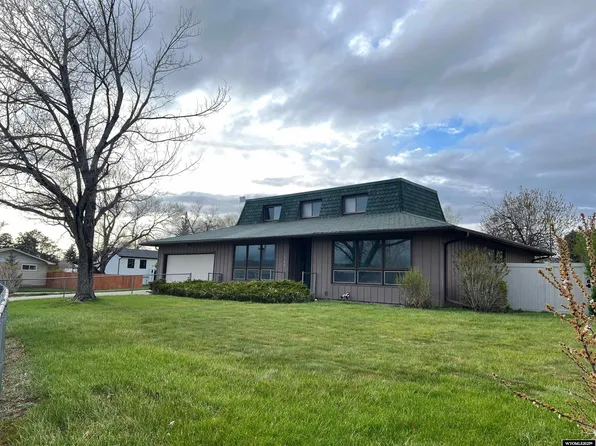 1200 Hamilton Street, Douglas, WY 82633
