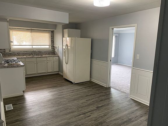 5th image of 519 Lenoir Ave