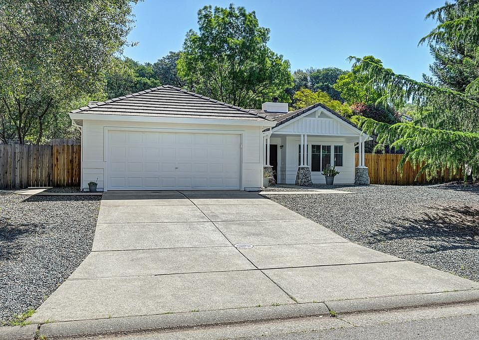 1st image of 4017 Tea Rose Ct