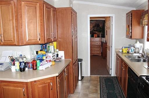 4th image of 286 Newbury St Lot 18