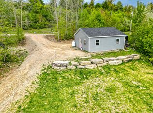 1781 Hostile Valley Rd, Palermo, ME 04354