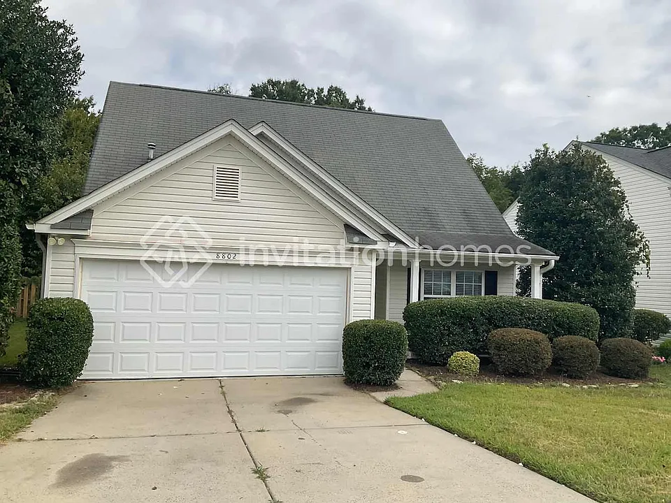 8802 Laurel Run Dr