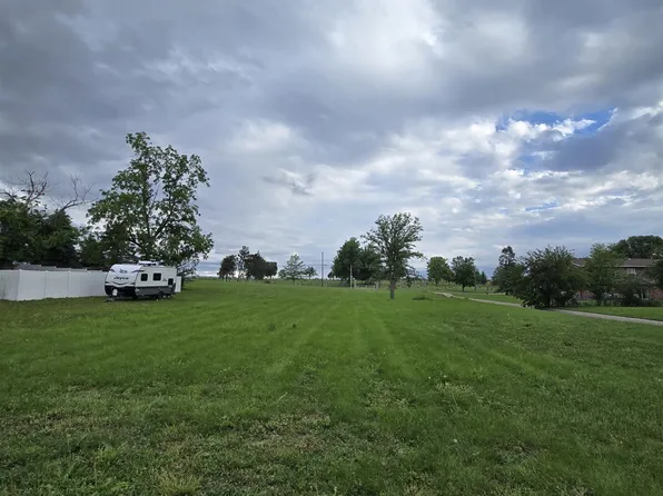 Lots 4 5 Bell St, Beatrice, NE 68310