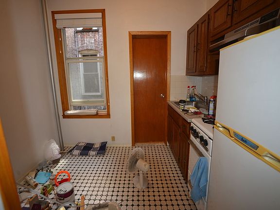 4th image of 30-26 43rd St #1A