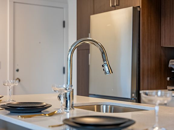 5th image of 2040 37th St SW #102