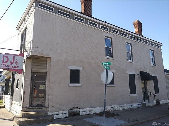 3rd image of 737 Xenia Ave