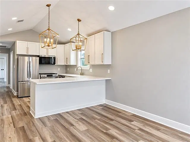 2 bed, 2.0 bath, 870 sqft, $1,750 — Photo 4