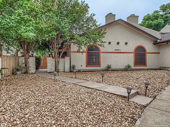 5th image of 10309 GRAND CIR