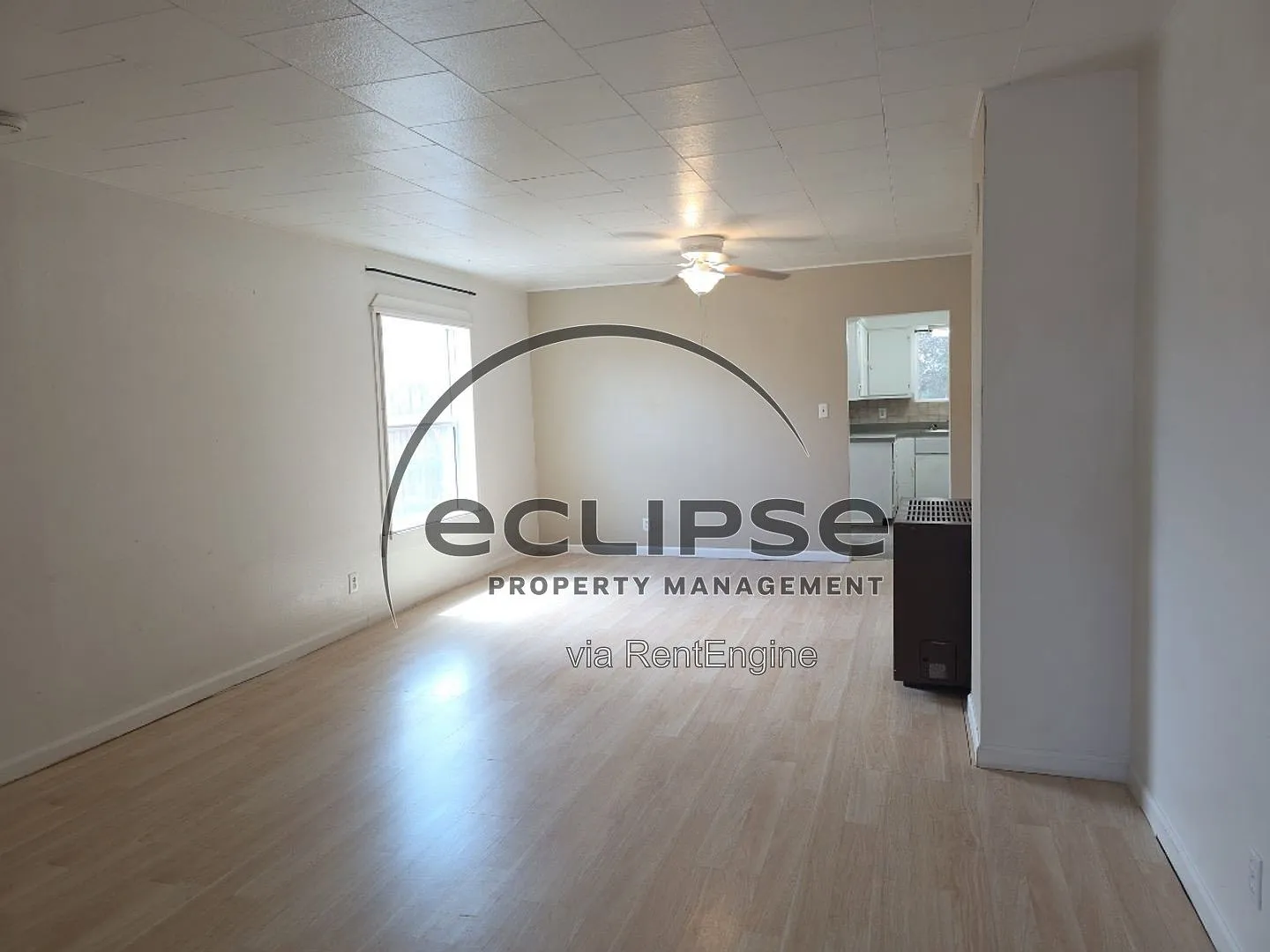 2 bed, 1.0 bath, 991 sqft, $1,200 — Photo 4
