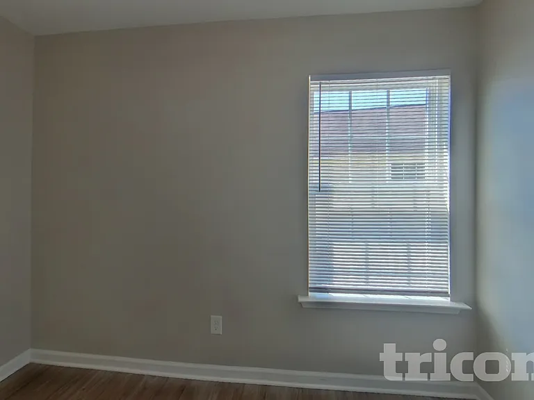 712 Blazing Star Trl — Photo 12