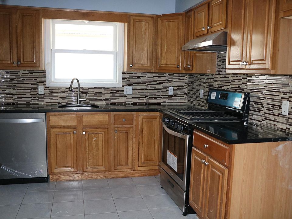 1st image of 91 Jabez Street # Third Floor