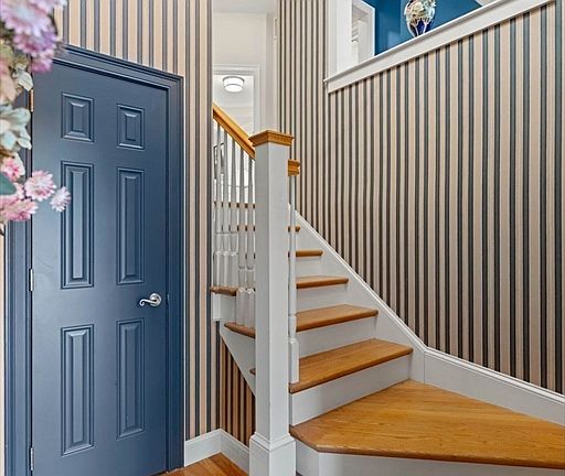 3rd image of 24 Porter St #24