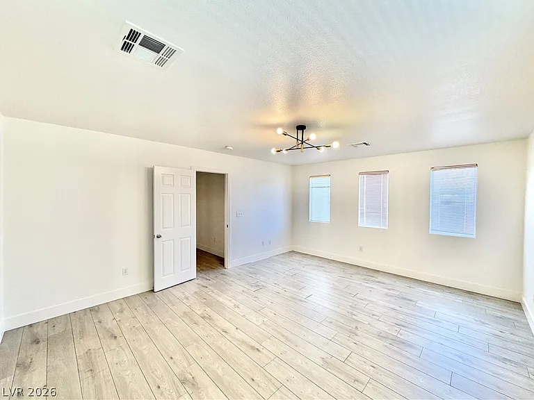 5863 Rose Tiara Dr — Photo 24