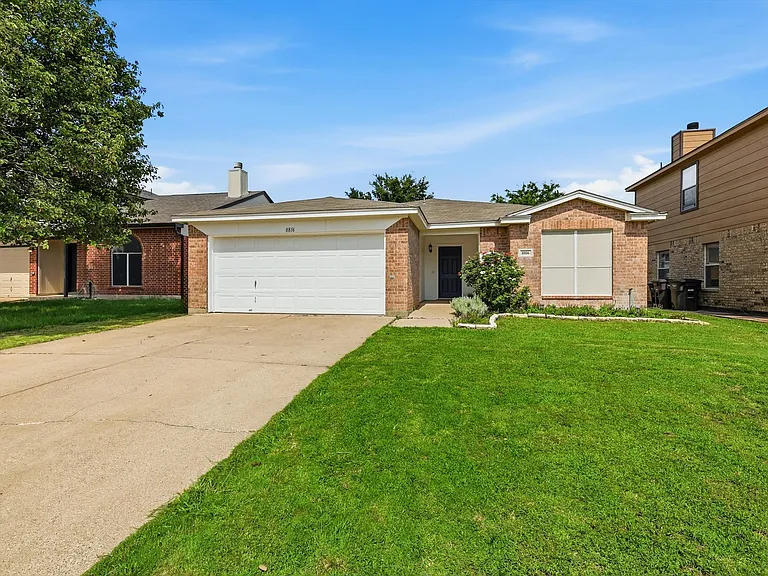 8816 Quarry Cir — Photo 18