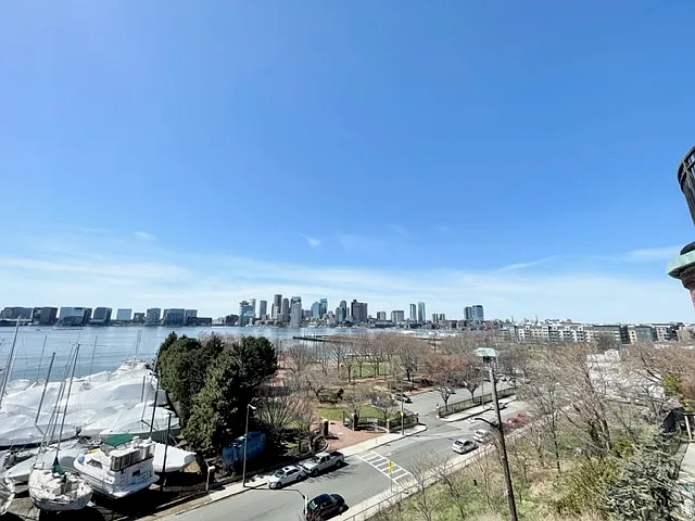 2 Brigham St #3L — Photo 16