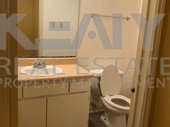3rd image of 311 Vieux Orleans Cir APT D