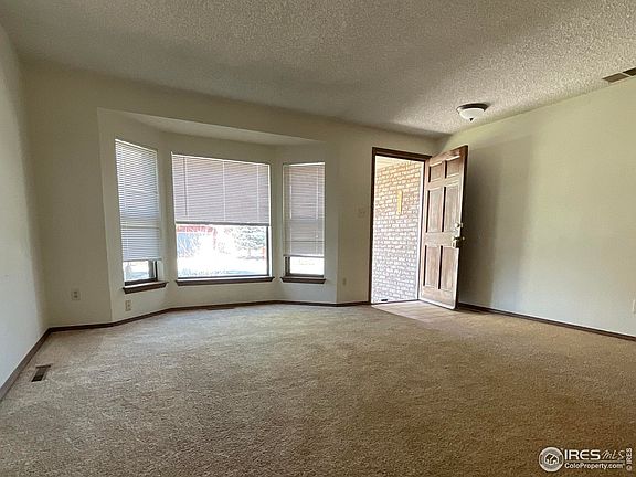2nd image of 1525 Peterson Pl