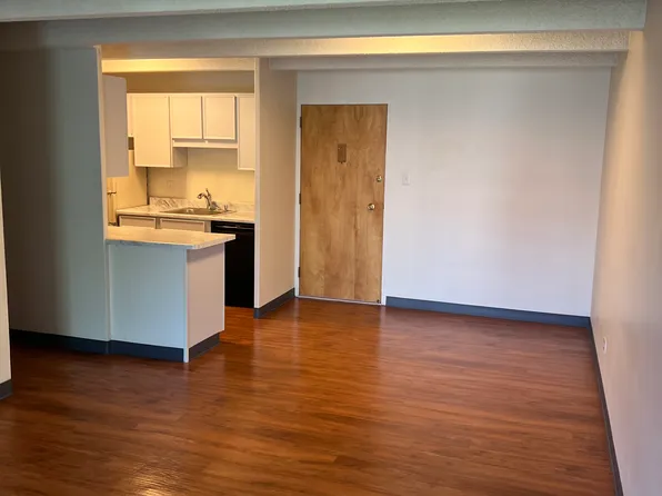 4801 E 9th Ave, Denver, CO