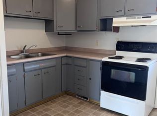 2100 W Bremer Ave #2112, Waverly, IA 50677
