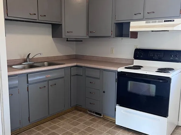 Heims Investments; (West Bremer Ave Waverly, IA), 2100 W Bremer Ave #2112, Waverly, IA 50677