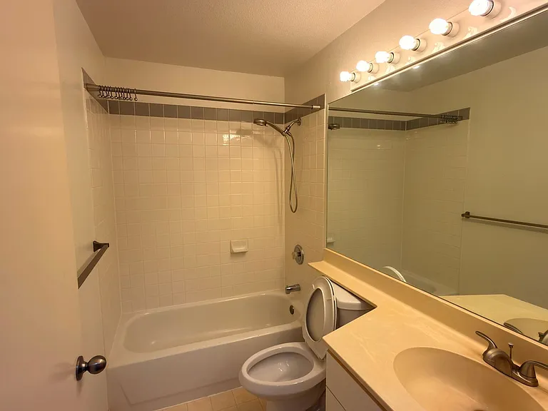 94-604 Lumiaina St #U203 — Photo 9