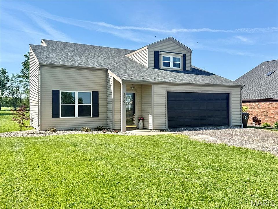 1st image of 1305 W New St