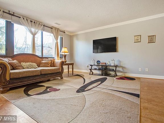 5th image of 3713 George Mason Dr #104W