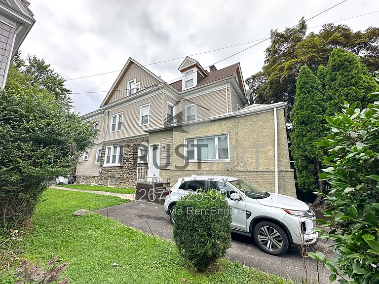 6908 Old York Rd — Photo 37
