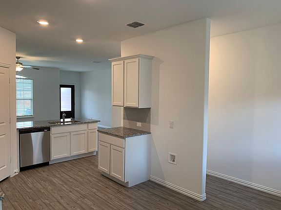 2nd image of 5431 Montrose Dr