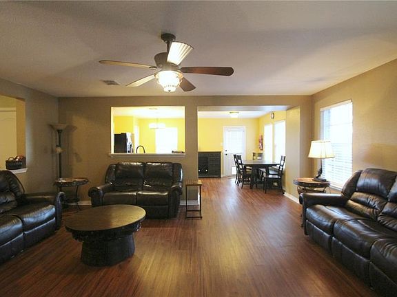 5th image of 2132 Royal Acres Trl