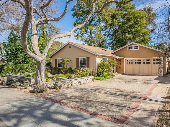 3rd image of 930 Clara Dr
