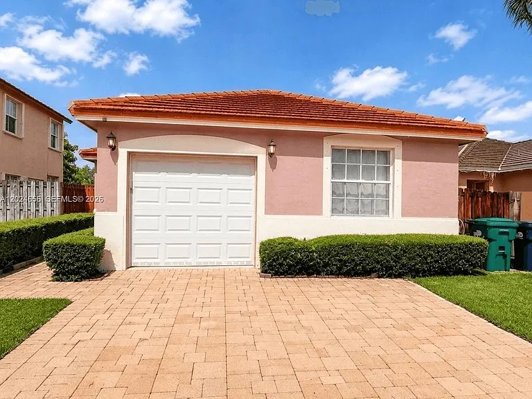 14530 SW 156th Ave — Photo 1