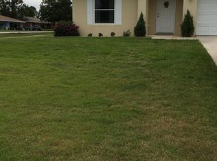 1942 S Palomar Dr, Deltona, FL 32738