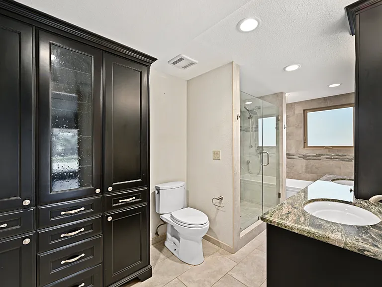 9219 Inverness Rd — Photo 15