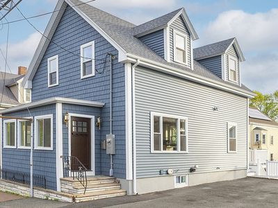 38 Tremont St, Salem, MA, 01970