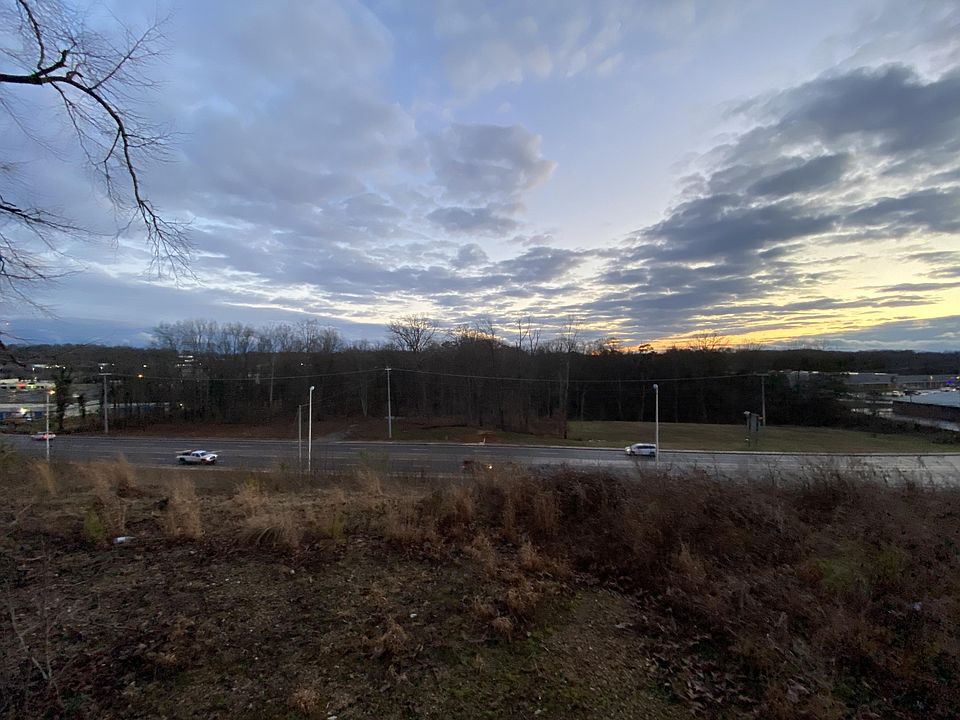 2nd image of 46014605 Western Ave