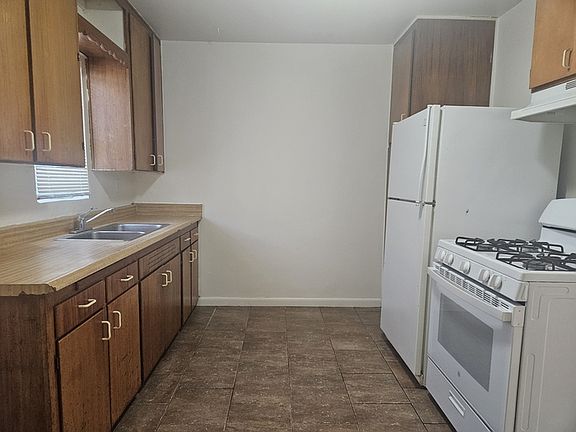 3rd image of 325 S Hobson #315