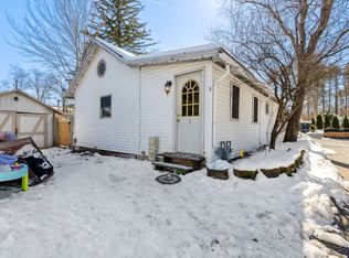 3 Burr Ct W, Hewitt, NJ 07421