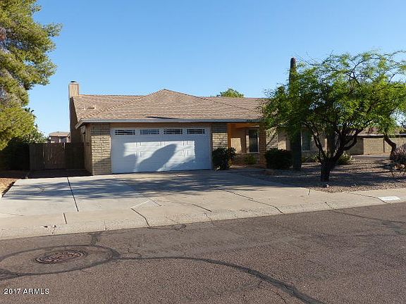 4th image of 8143 W Windrose Dr