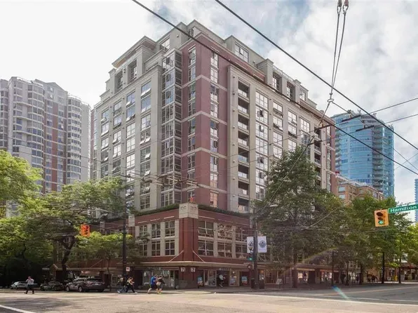 819 Hamilton St #905, Vancouver, BC V6B 6M2